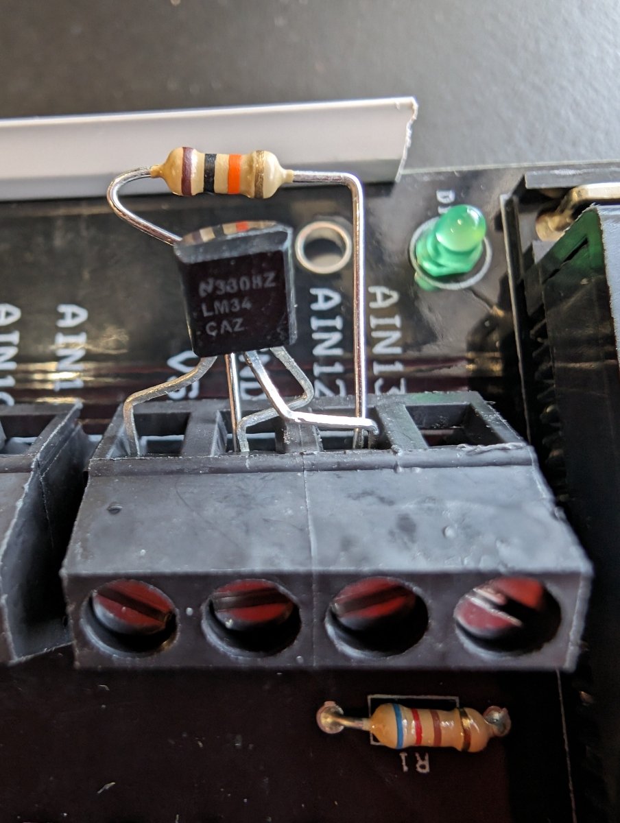 LM34CAZ Silicon Temperature Sensor - LabJack